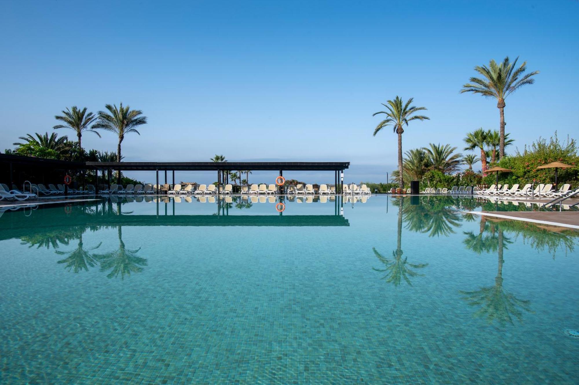Hotel Impressive Playa Granada Golf Motril Esterno foto