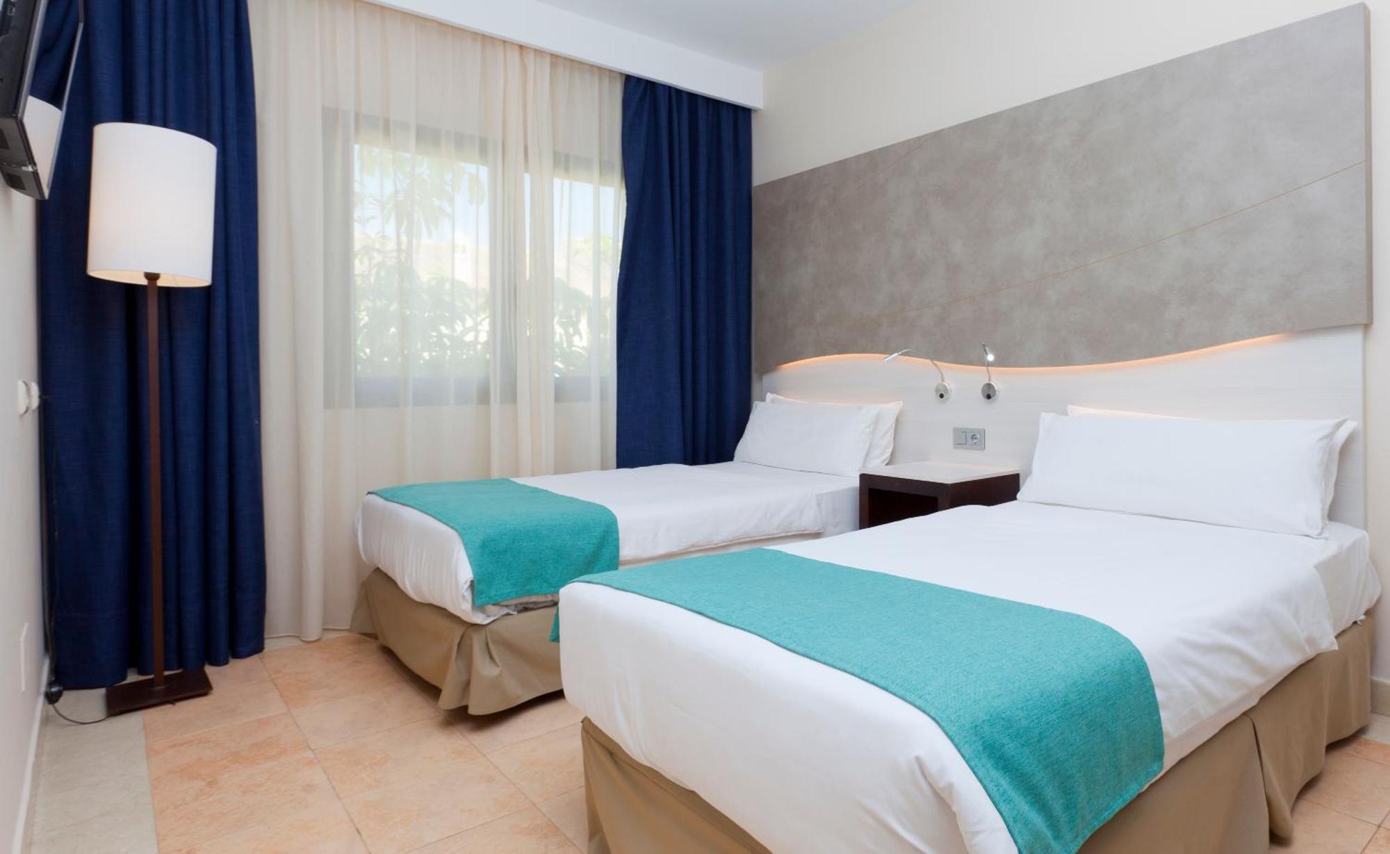 Hotel Impressive Playa Granada Golf Motril Esterno foto